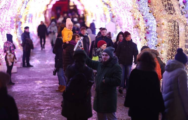 Росгидрометцентр предупредил о новой волне тепла в новогоднюю ночь в Москве