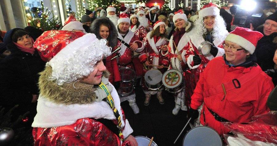 Парад Дедов Морозов пройдет на фестивале "Путешествие в Рождество"