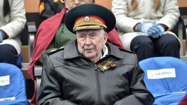 Умер президент Академии военных наук России легендарный генерал Гареев