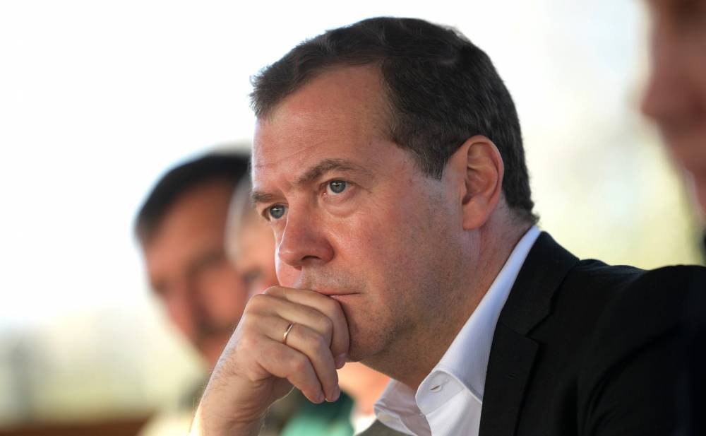 Медведев прокомментировал договоренности по газу между Россией и Украиной