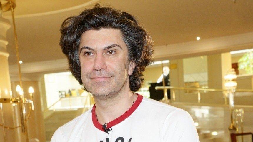 «Внебрачный сын» Цискаридзе потребовал от артиста помощи в борьбе с раком мозга