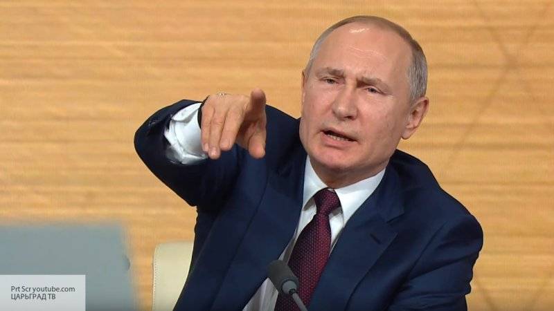 Путин поручил правительству продолжить работу над снижением ставок по ипотеке