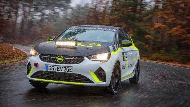 Начато тестирование гоночного электромобиля Opel Corsa-e Rally