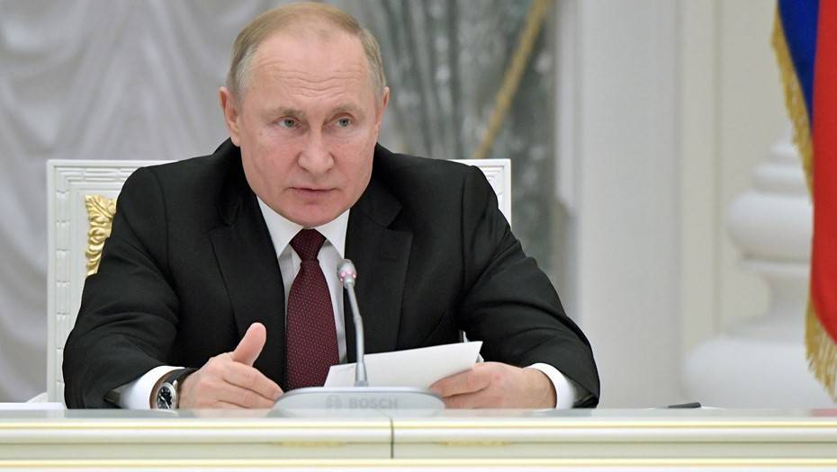 Путин отправил в отставку пятерых генералов