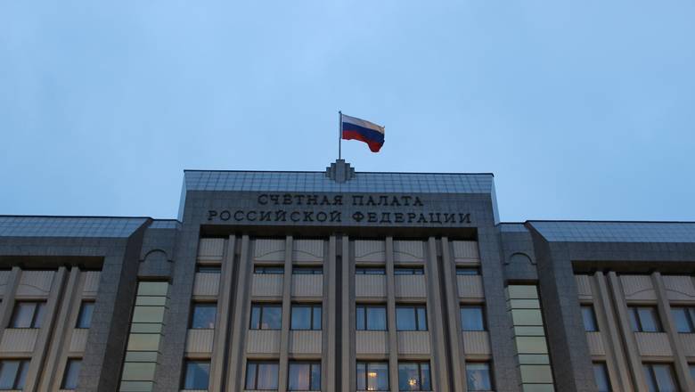 Счетная палата: число средних предприятий в России сократилось на 22%