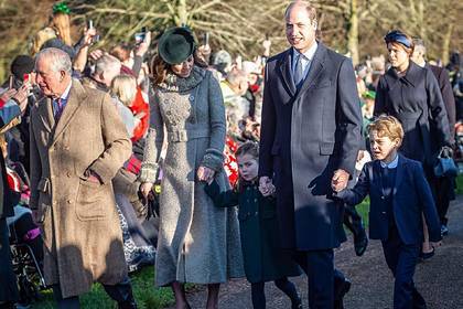 Дети принца Уильяма появились на рождественской службе и восхитили фанатов