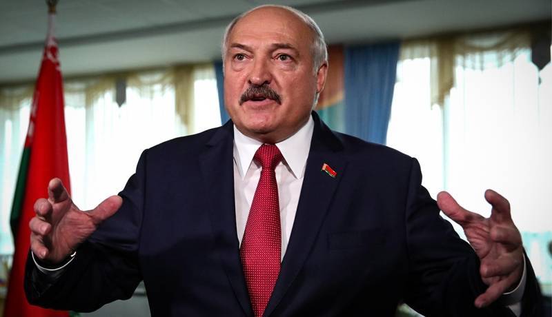 В Москве констатировали, что ослабевший Лукашенко ведет себя неадекватно
