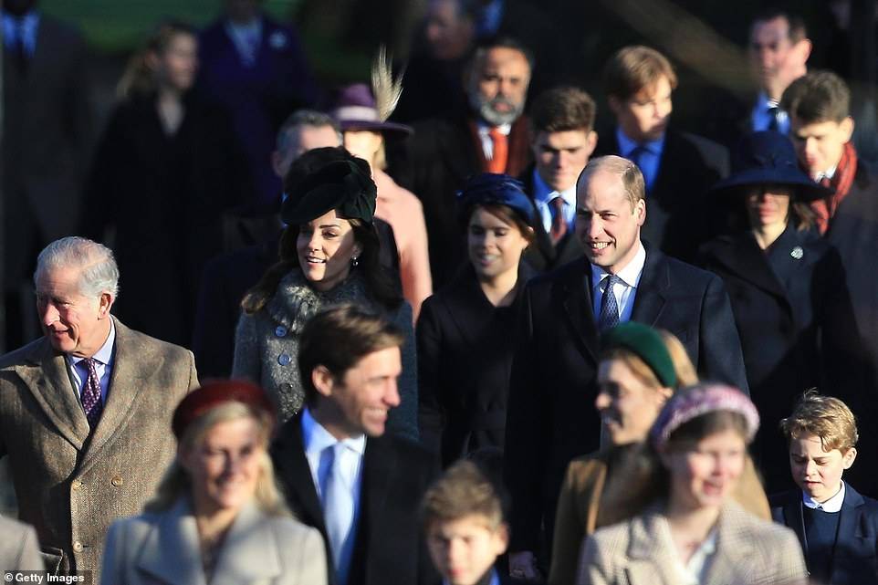 Королевская семья посетила рождественскую мессу в Сандрингеме