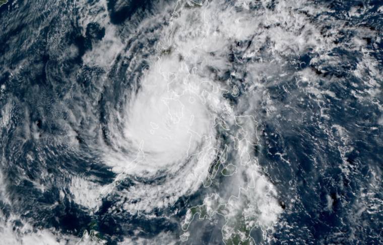 Тайфун «Фанфон» унёс жизни как минимум 16 человек на Филиппинах