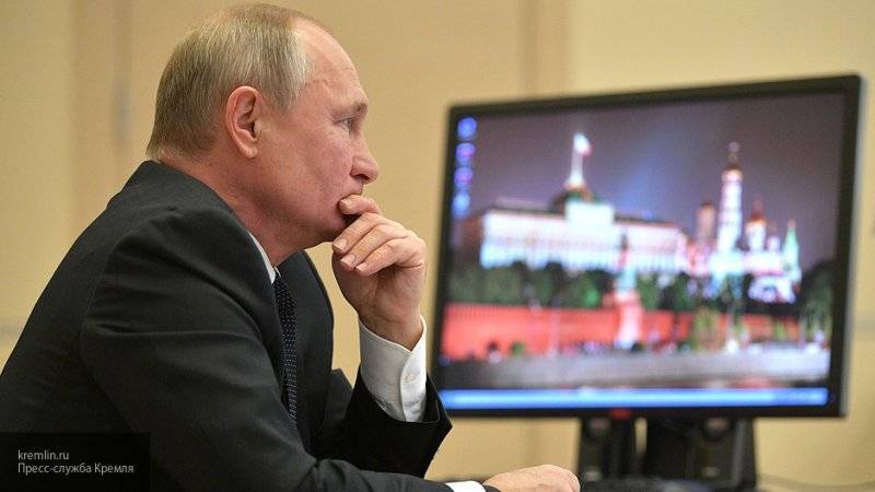 Путин призвал Минфин и ЦБ дальше работать над снижением ипотечной ставки