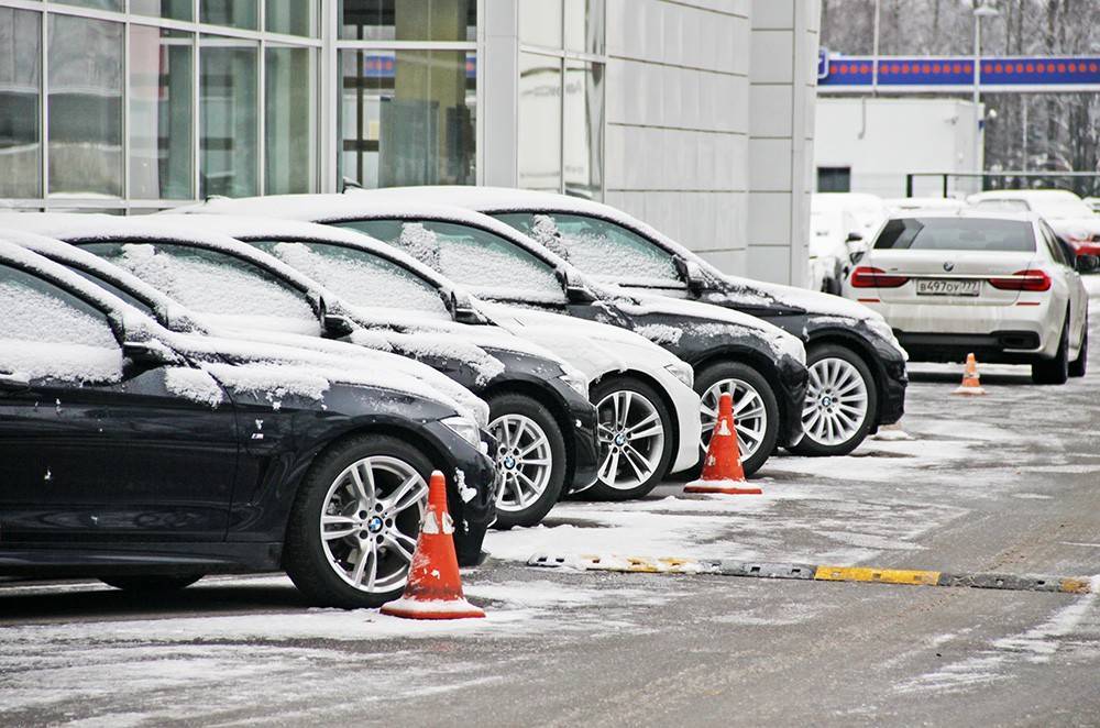 Не отходя от кассы: россияне смогут регистрировать машины в автосалоне