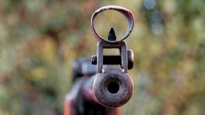 Школьник в Приморье нечаянно застрелил из ружья 4-летнюю сестру