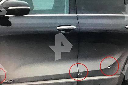 Появилось фото взорванного с российским чиновником автомобиля