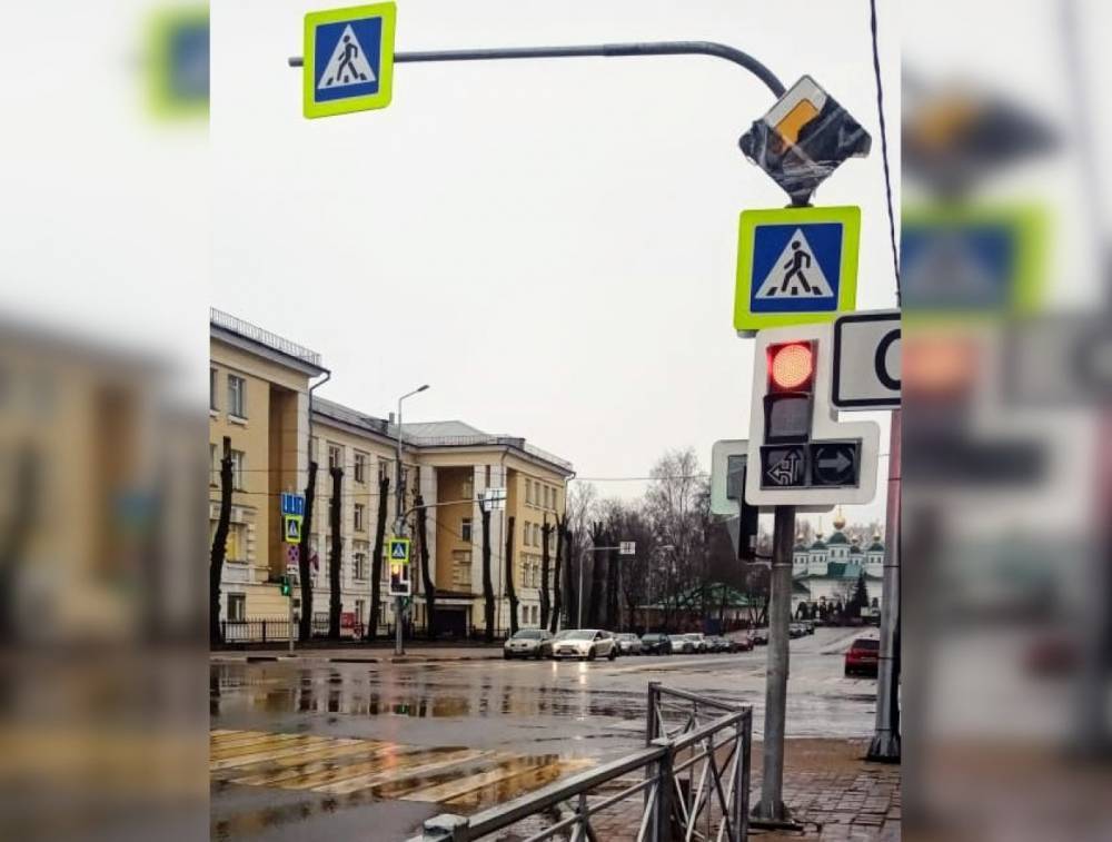 В Череповце заработал светофор на перекрестке Советского проспекта – улицы Либкнехта