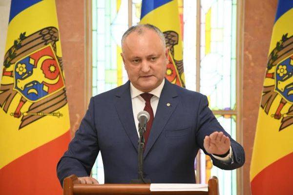Оппозиция готовит вотум недоверия правительству Молдавии, заявил президент