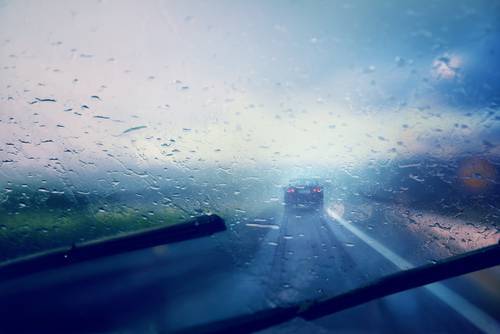 Как водить машину в дождь в Израиле: советы, которые спасают жизнь