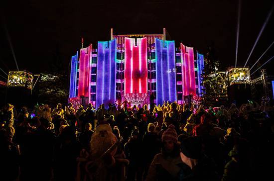 В Челябинске проходит фестиваль света