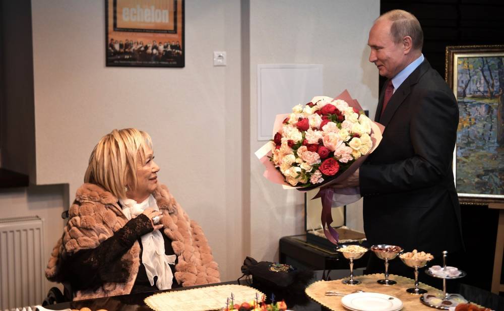 Владимир Путин выразил соболезнования в связи с кончиной Галины Волчек
