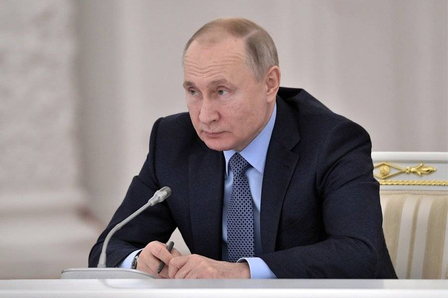 Путин выразил соболезнования в связи с кончиной Волчек