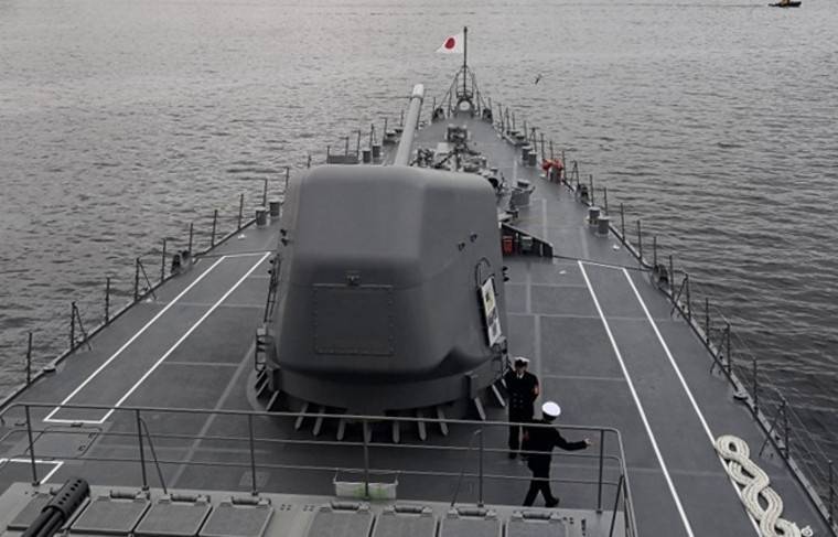 Япония отправляет эсминец и патрульный самолёт в Оманский залив