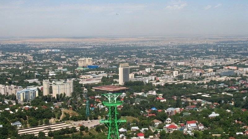 Власти Казахстана создали правительственную комиссию по расследованию крушения самолета