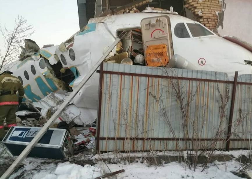 Очевидец раскрыл подробности крушения самолета в Алма-Ате