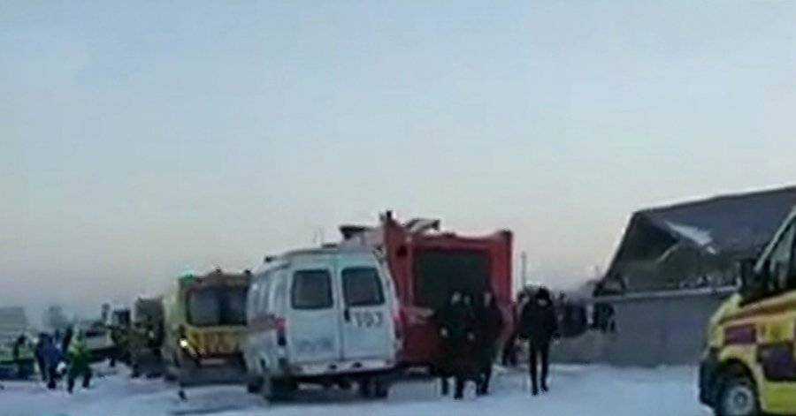 Жертвами крушения самолета в Алма-Ате стали 14 человек, еще 35 пострадали