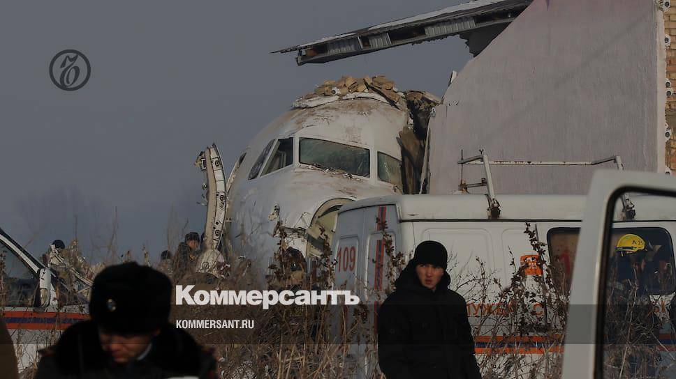 Число жертв авиакатастрофы в Казахстане увеличилось до 15