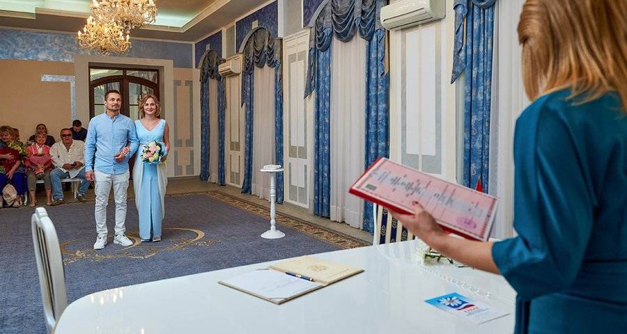 Названы самые необычные композиции для свадебных церемоний в Москве