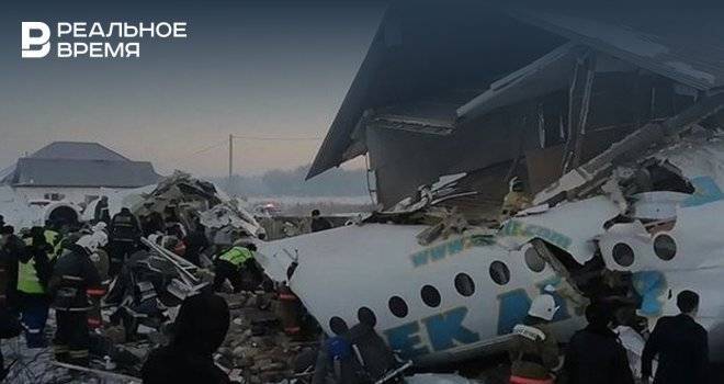 Жертвами авиакатастрофы в Казахстане стали 12 человек, еще 49 госпитализировали