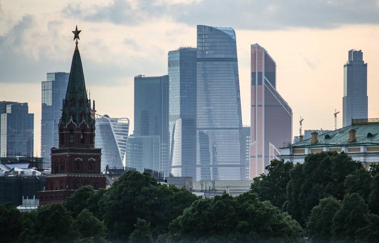 Россияне чаще всего переезжают на работу в Москву и Петербург