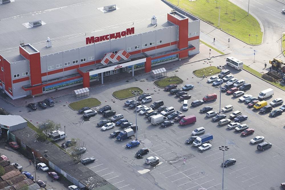 Петербургский «Максидом» собирается купить магазины Castorama