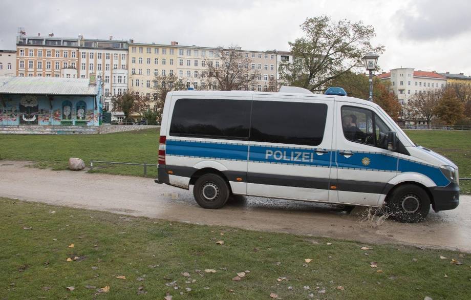 Через открытое окно: житель Берлина открыл стрельбу по детям