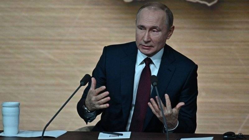 Глава МЧС рассказал Путину об итогах работы за 2019 год
