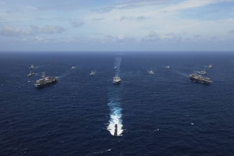 Учения Ирана, России и Китая стартуют в Индийском океане 28 декабря