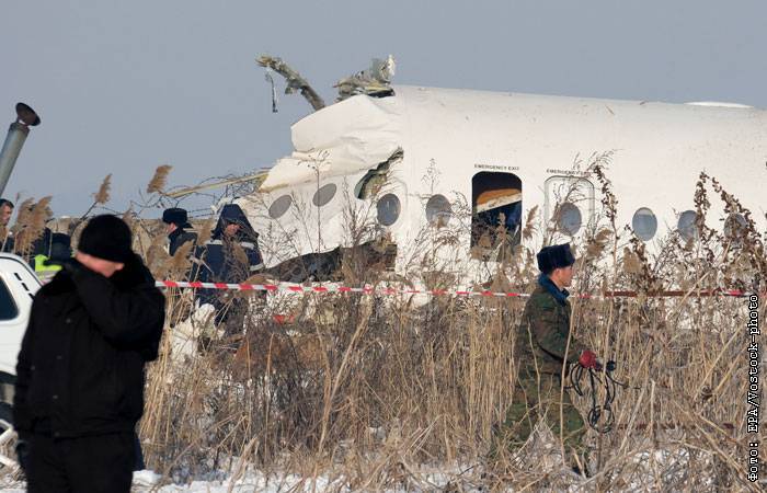 Опубликована запись переговоров с экипажем рухнувшего близ Алма-Аты лайнера