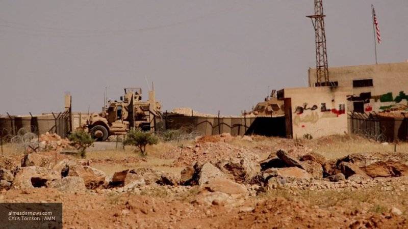 Террористы ИГИЛ в Сирии атаковали военную базу США