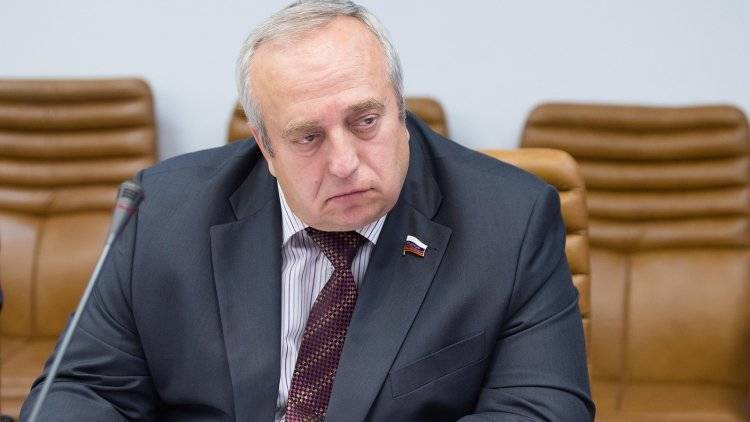 Клинцевич назвал заявление США о запуске поездов в Крым информационной войной
