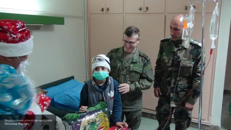 Новогодние подарки от российских военных получили дети в больницах Сирии