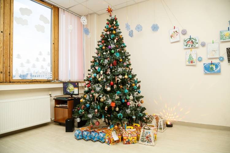 Жители России стали активнее заниматься благотворительностью перед Новым годом