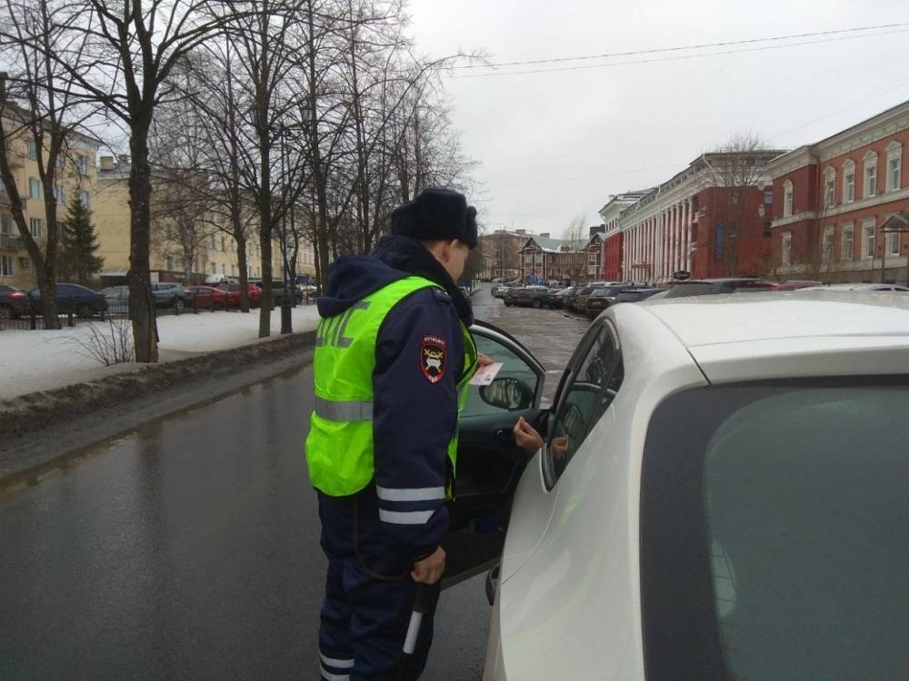 В Петрозаводске водитель сбил 82-летнюю женщину и уехал