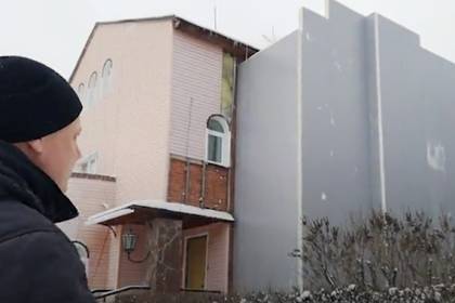 Российский бизнесмен подарил свой особняк больным детям