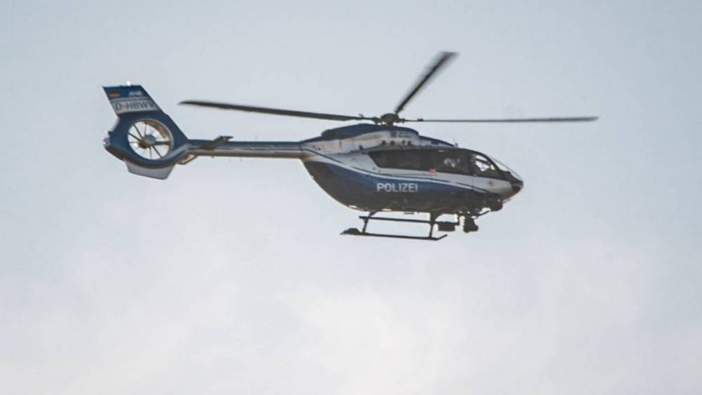 Мужчина принял полицейский вертолет за НЛО и ослепил пилотов лазером