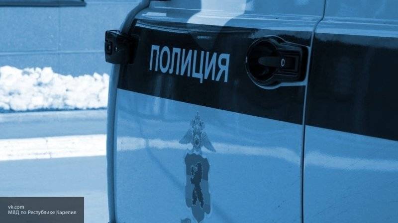 Видеозапись вооруженного ограбления автозаправки в Свердловской области появилась в Сети