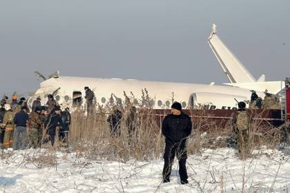 Черный ящик разбившегося в Казахстане самолета передадут в Москву