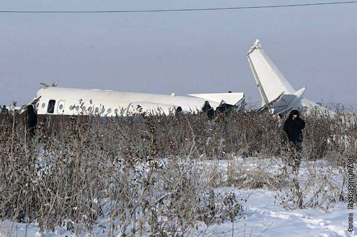 Казахстан передаст черный ящик с рухнувшего под Алма-Атой самолета в Москву