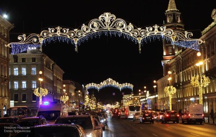 В новогоднюю ночь центр Петербурга будет ограничен для транспорта