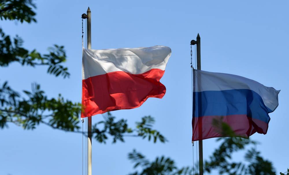 Невыученные уроки войны: Польша пошла на обострение отношений с Россией