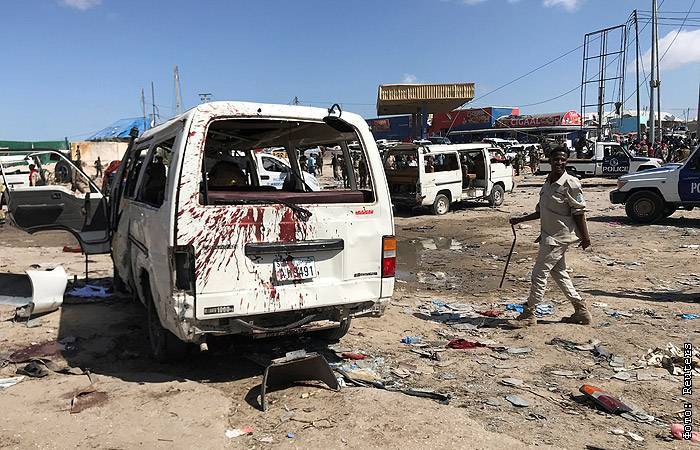 Более 90 человек погибли при взрыве заминированной машины в Сомали