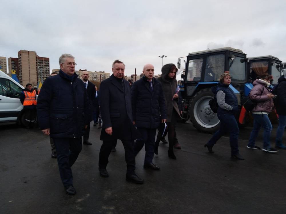 Беглов проверил готовность Фрунзенского района к зиме